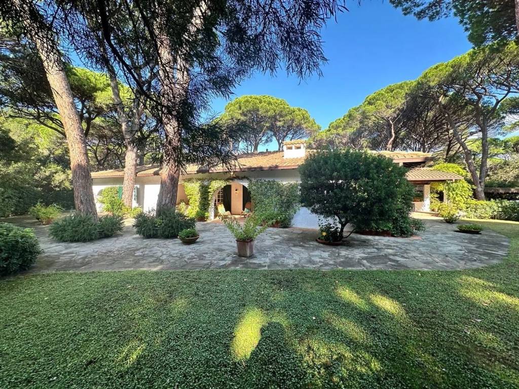Villa a Castiglione della pescaia in Strada Statale 20 No Number - Foto 5
