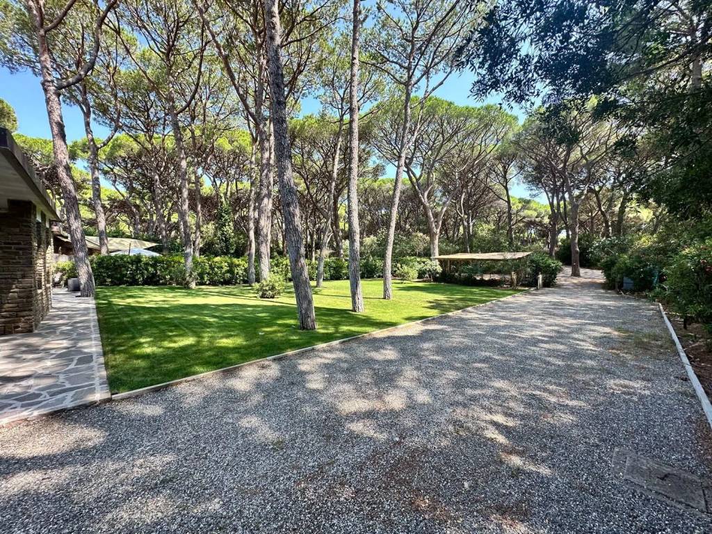 Villa a Castiglione della pescaia in Roccamare No Number - Foto 5