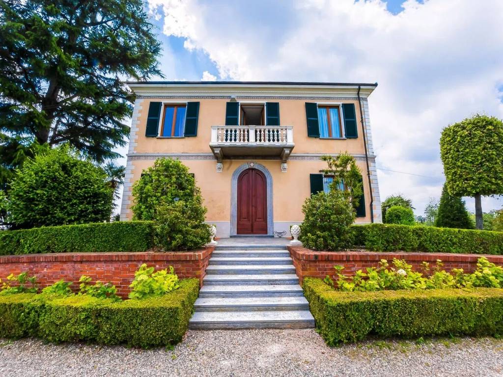 Villa a Cocconato in Via E. Liprandi, 2 - Foto 4