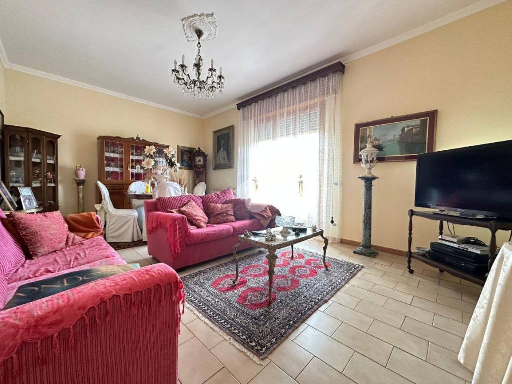 Casa indipendente a Sarzana in Via Pecorina, 125 - Foto 3