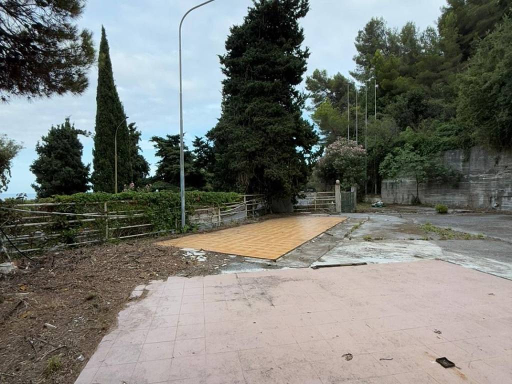 Terreno a Andora in Via Aurelia - Foto 3
