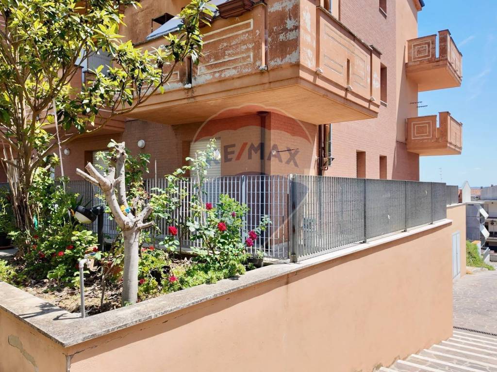 Appartamento a Recanati in Piazzale Menechen, 3 - Foto 3