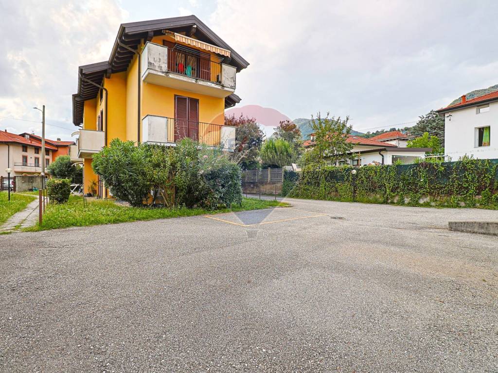 Appartamento a Cittiglio in Via Torino, 5 - Foto 4