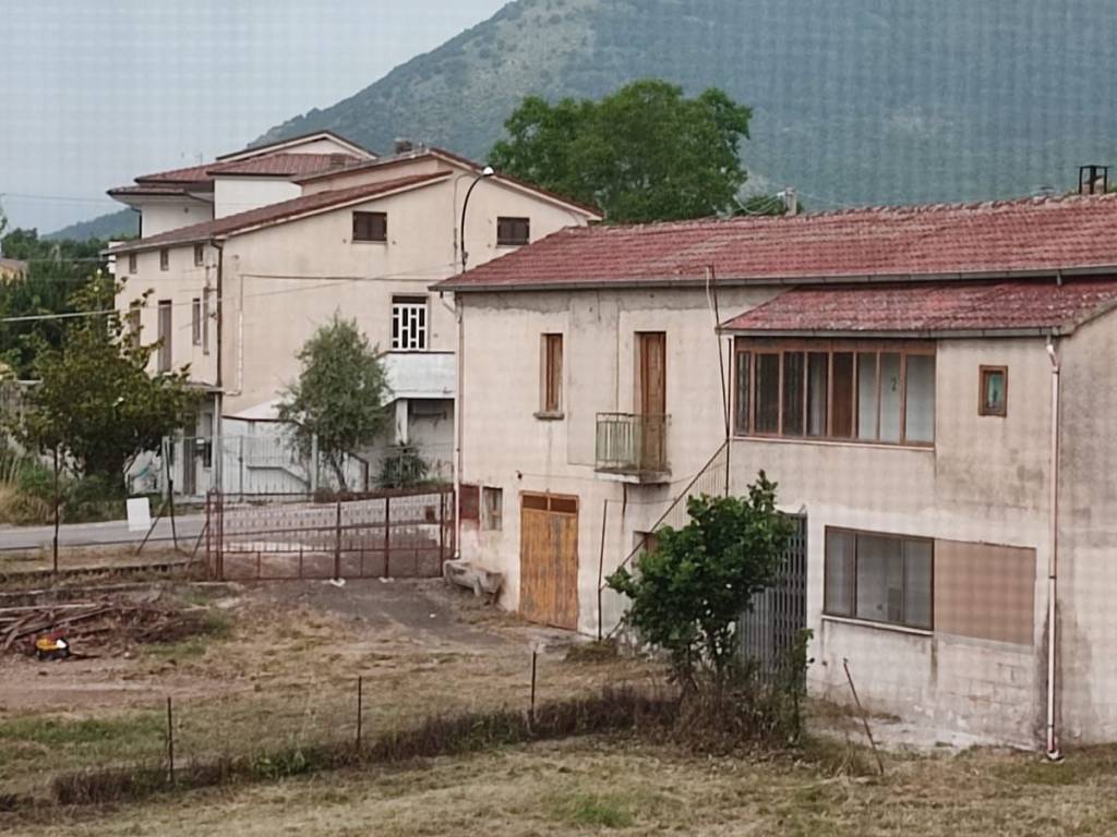 Casa indipendente a Marsicovetere in Via Arenara, Marsicovetere (PZ) - Foto 2