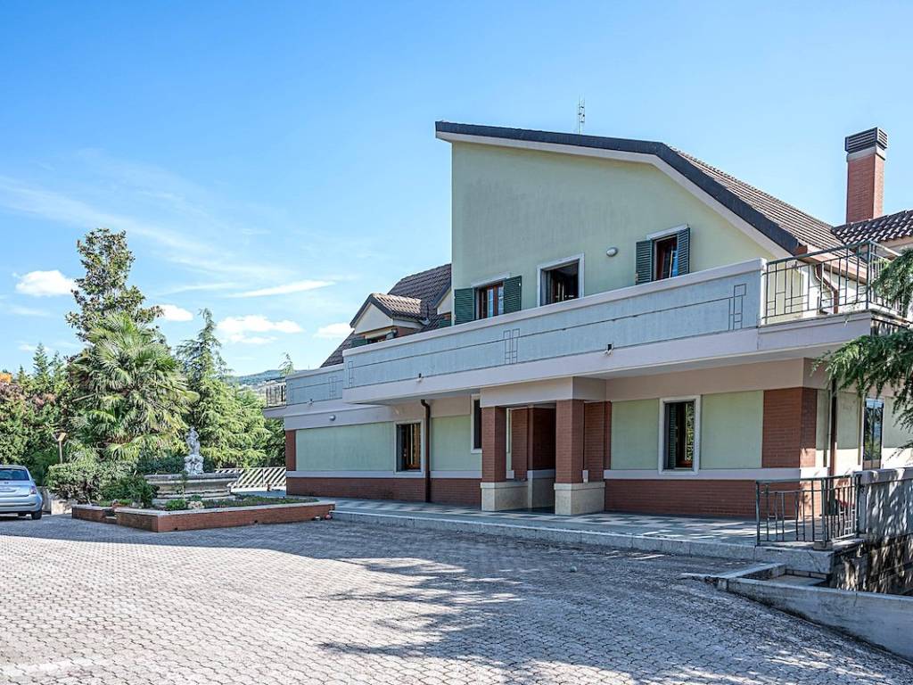 Villa a Potenza in Via Complanare Varco D'Izzo, 98 - Foto 2