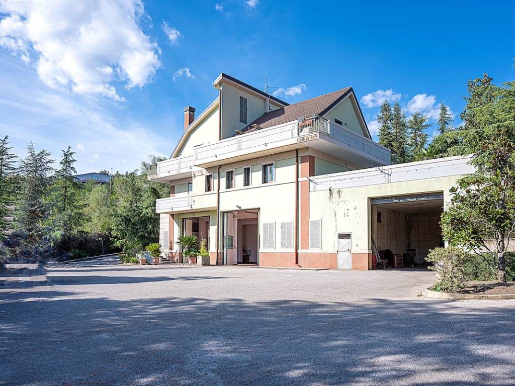 Villa a Potenza in Via Complanare Varco D'Izzo, 98 - Foto 5