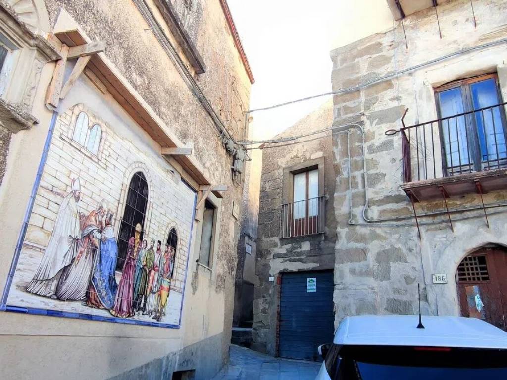 Appartamento a Troina in Via Conte Ruggero, 184 - Foto 2