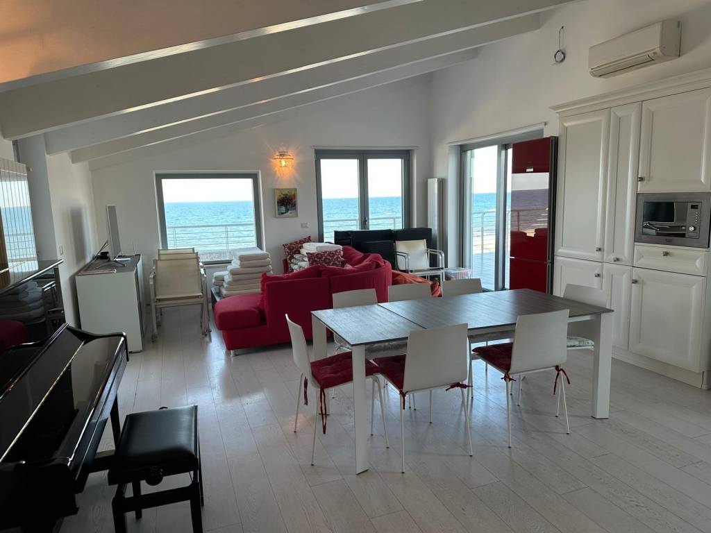 Appartamento a Silvi in Via Rubicone - Foto 2