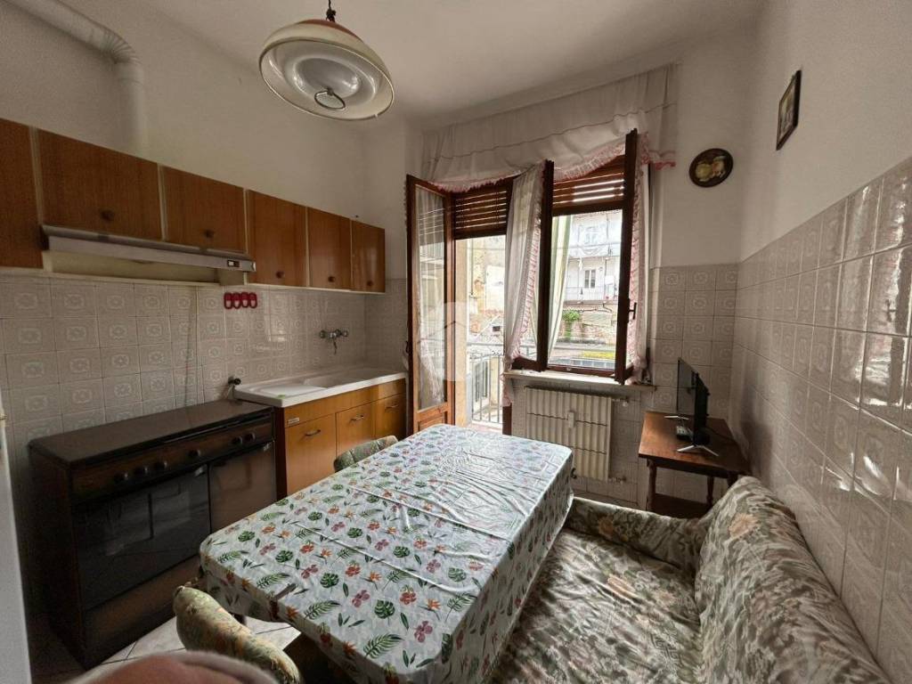 Appartamento a Valenza in Via Vincenzo Salmazza, 9 - Foto 3