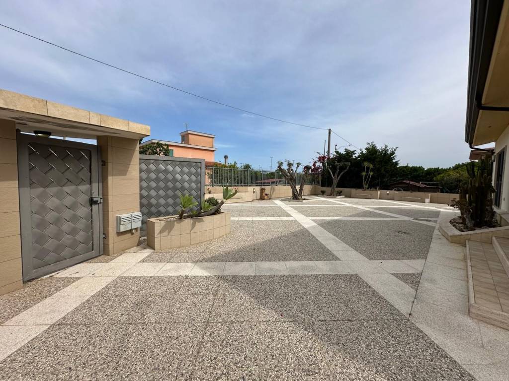 Villa a Crotone in Via delle Orchidee - Foto 5