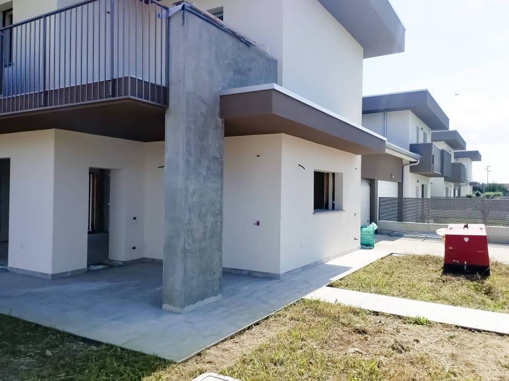 Villa a Grumello del monte in Via Dottor Libero Signorelli - Foto 5