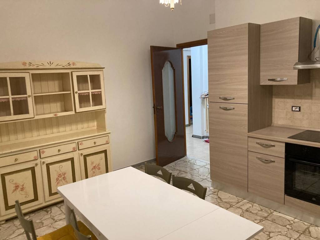 Appartamento a Campobasso in Viale 24 Maggio - Foto 4