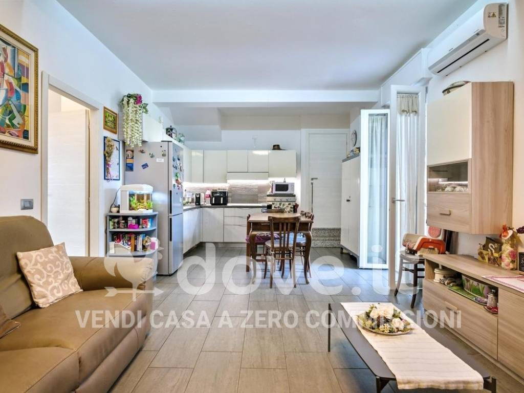 Villa a Carugo in Via Luigi Cadorna, 54 - Foto 4