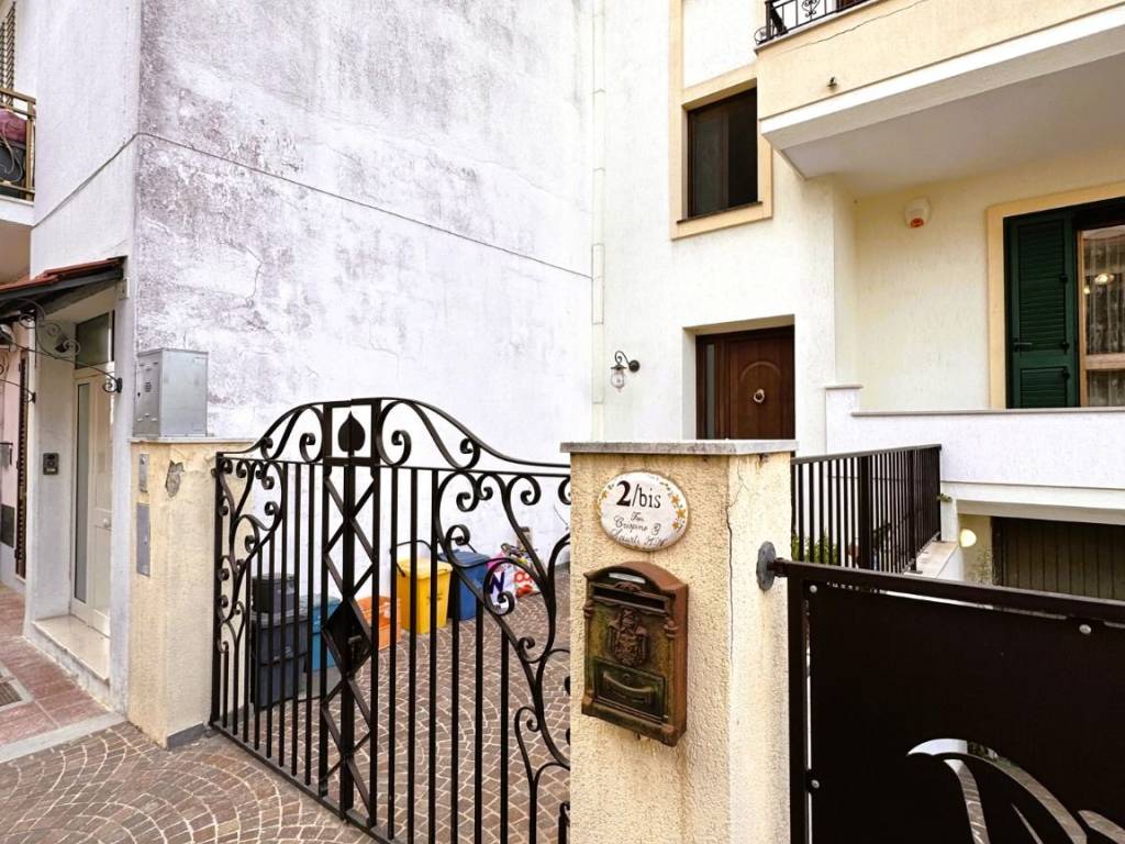 Appartamento a Tricase in Via Guido Castelnuovo - Foto 3