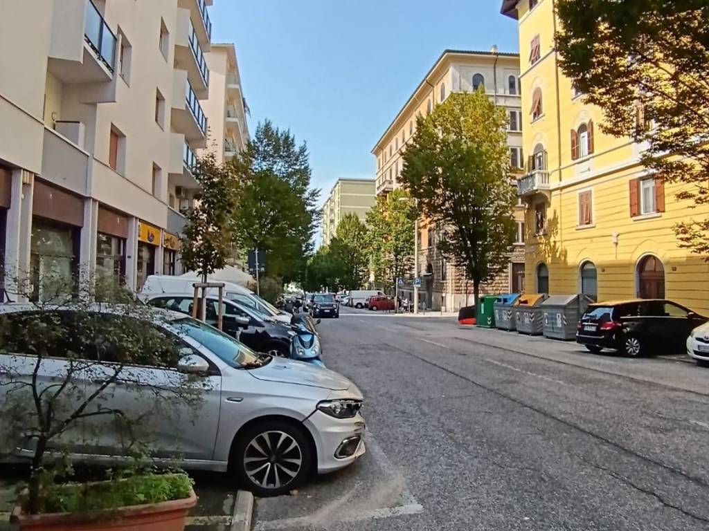 Box / garage a Trieste in Viale Raffaello Sanzio, 13 - Foto 3