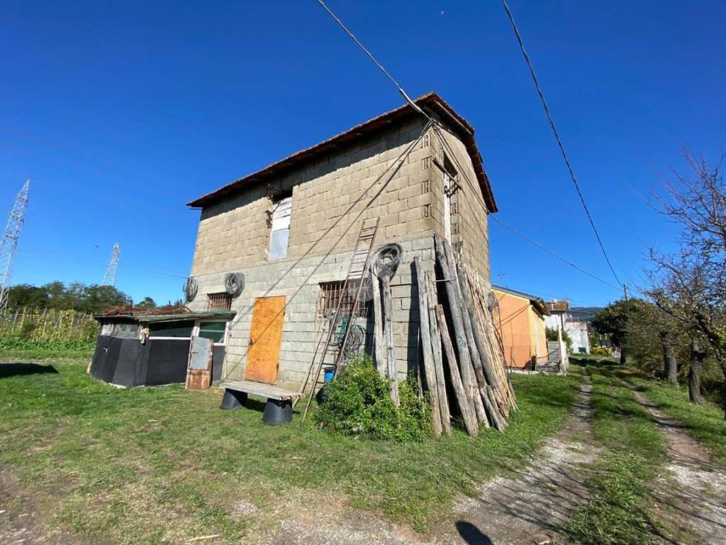 Rustico / casale a Sarzana in Via Boettola Il Traversa, 42 - Foto 3