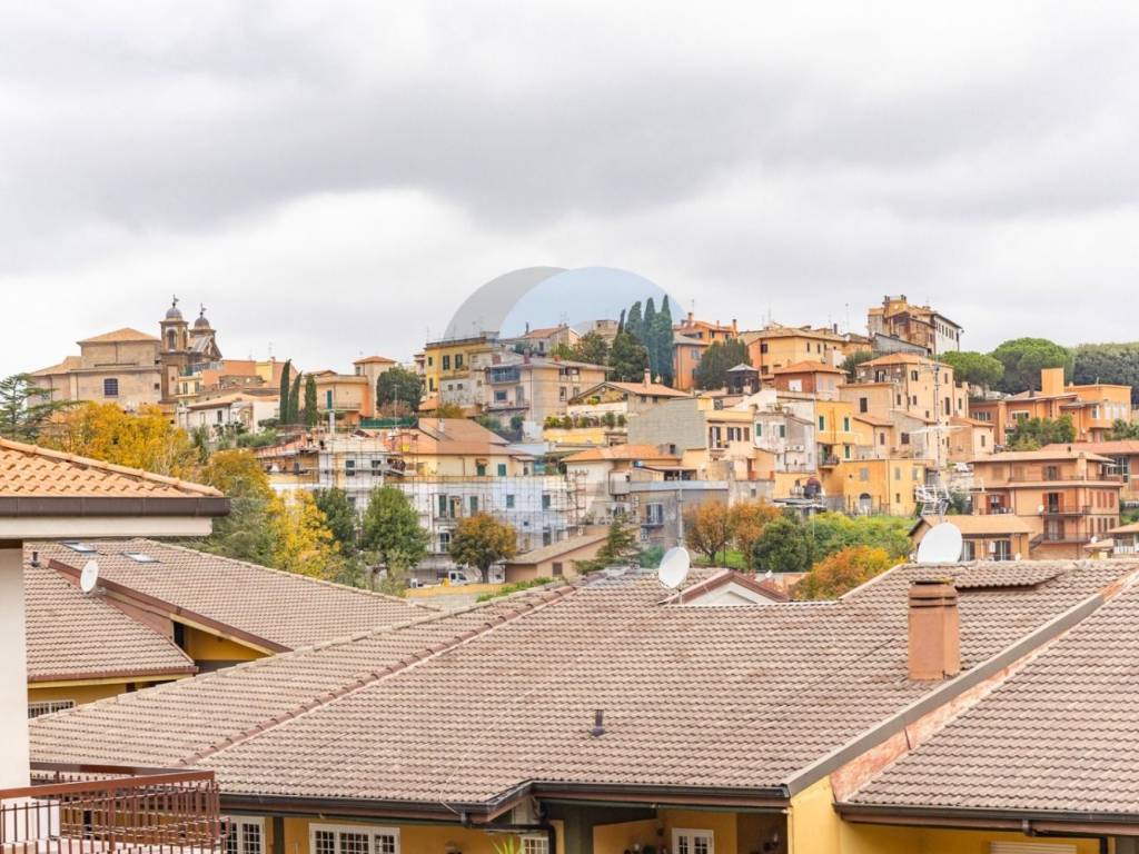 Appartamento a Monte porzio catone in Via Cristiano di Magonza - Foto 2