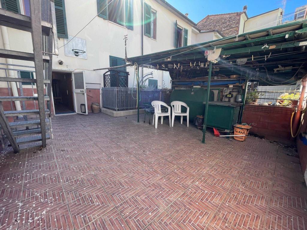Appartamento a Follonica in Via Antonio Alonzo, 22 - Foto 5