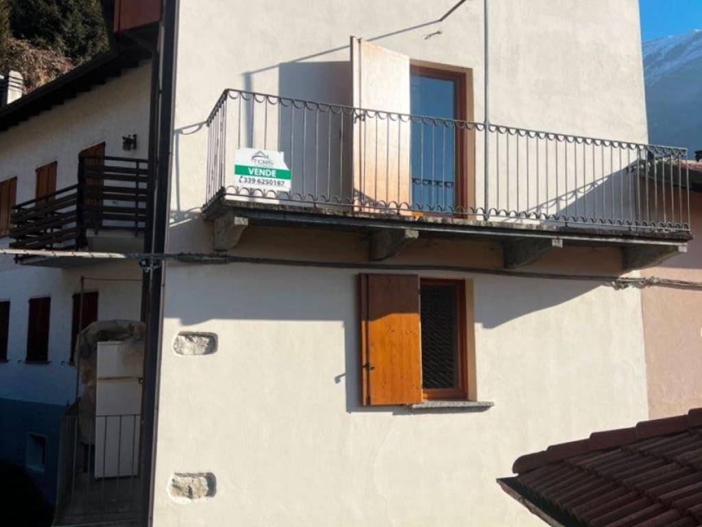 Casa indipendente a Ballabio in Via Aurelio Saffi - Foto 4