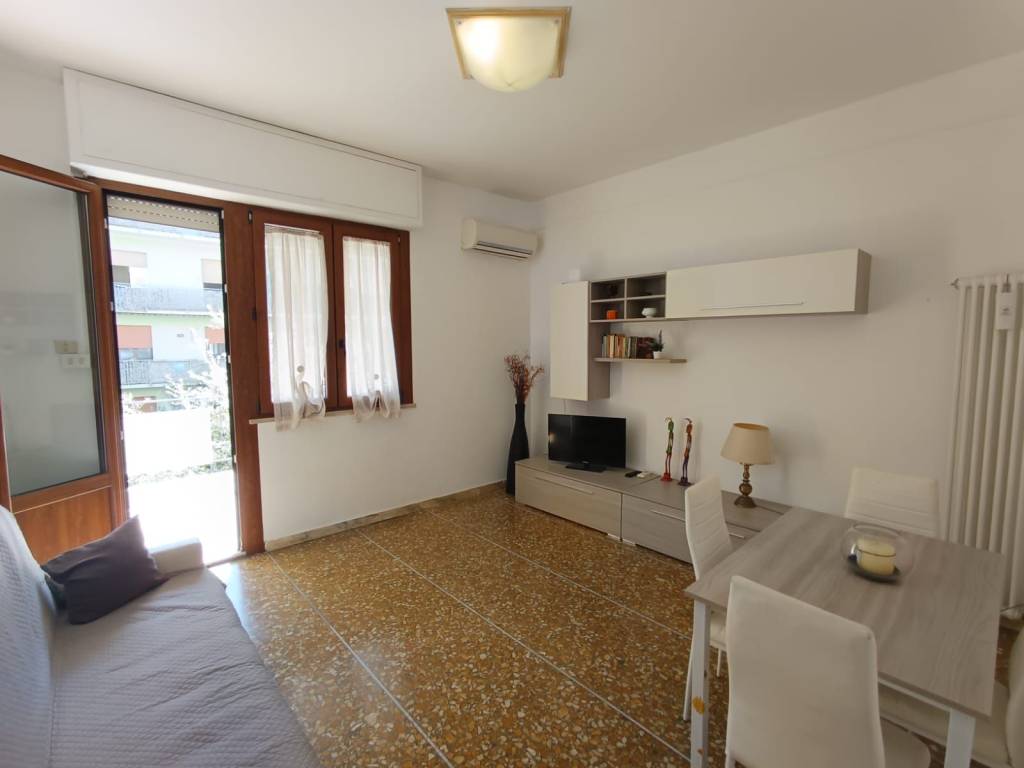 Appartamento a Ladispoli in Viale Italia, 11 - Foto 2