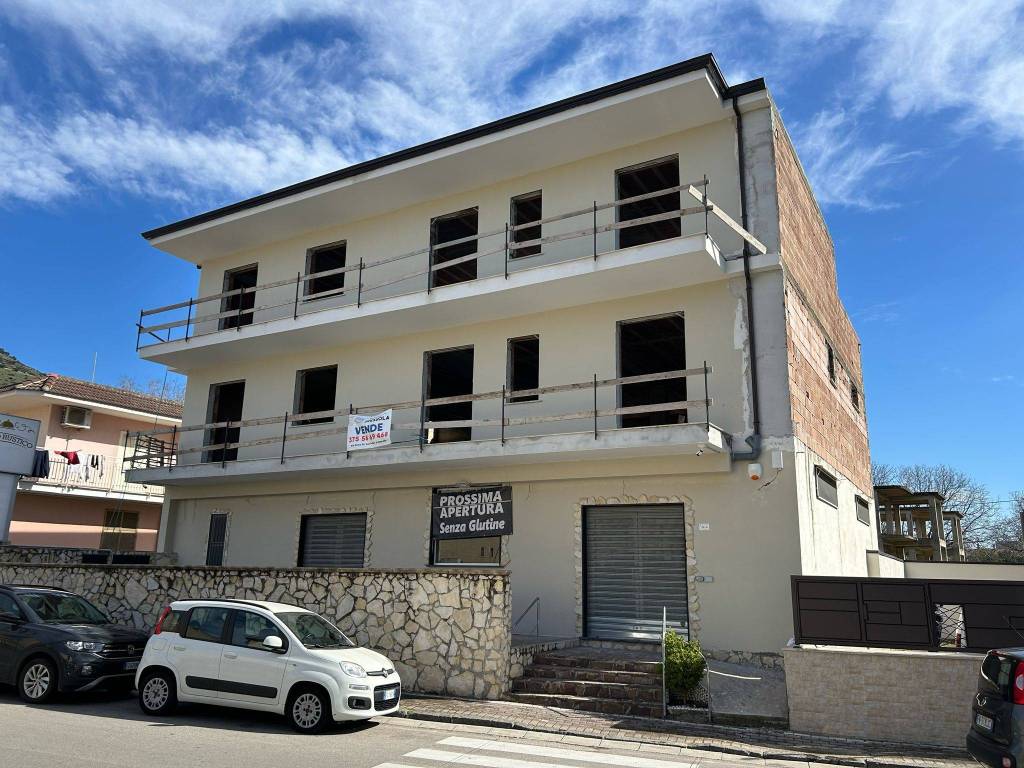 Palazzo / stabile a Santa maria a vico in Viale Fruggieri - Foto 3