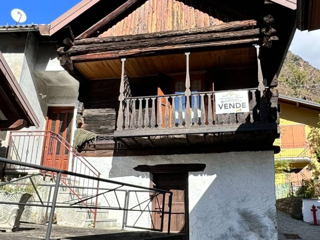Casa indipendente a Antrona schieranco in Via Colonasca - Foto 2
