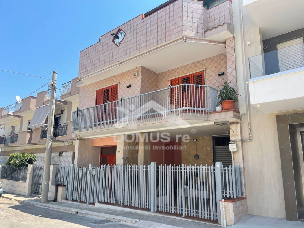 Casa indipendente a Andria in Via Giuseppe Massari - Foto 2