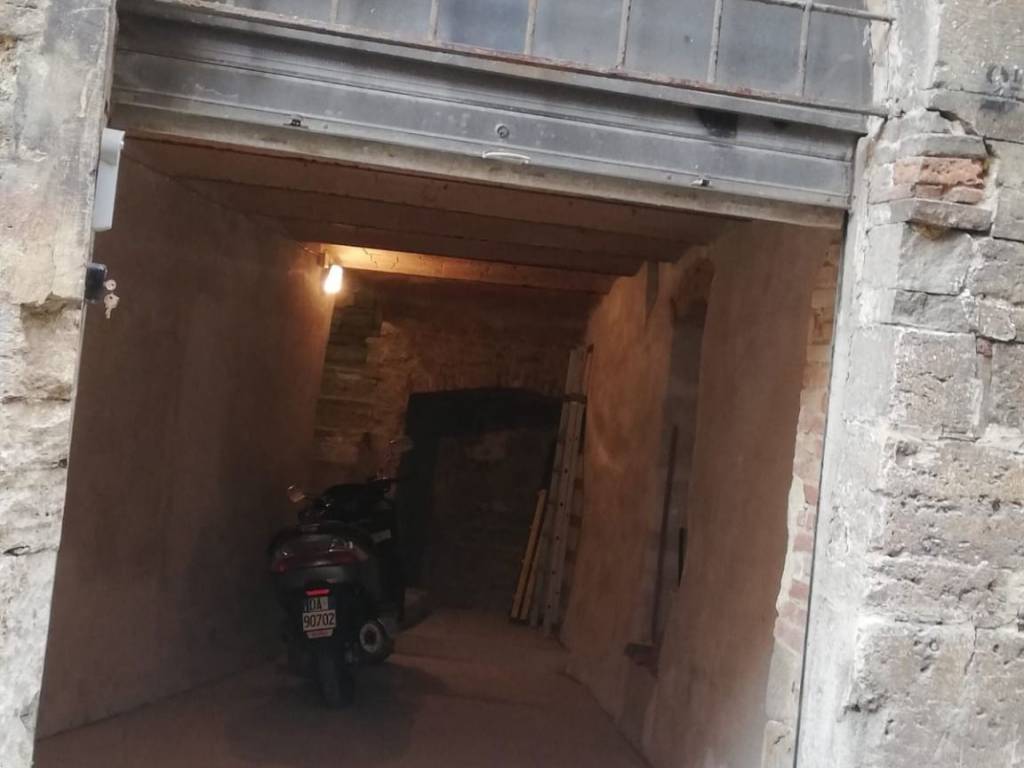 Box / garage a Perugia in Via Raffaello - Foto 2