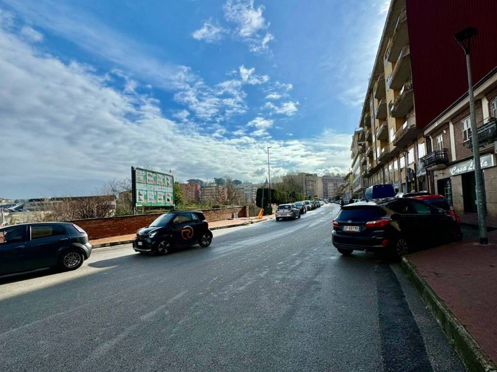 Box / garage a Avellino in Via Giuseppe Mazzini - Foto 2