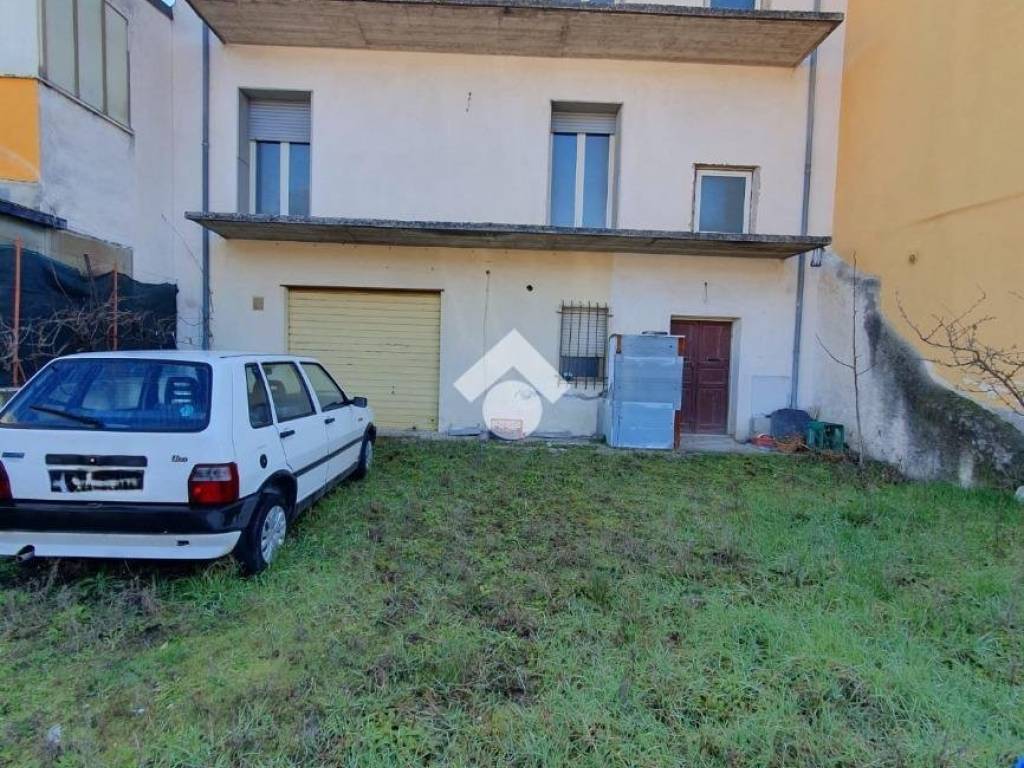 Palazzo / stabile a Avezzano in Via S. Francesco, 150 - Foto 4