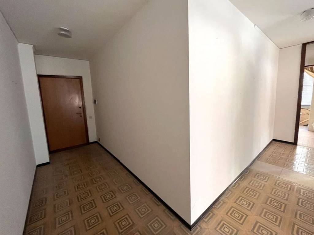 Immobile a Rovigo in Corso Del Popolo S.N.C. - Foto 2