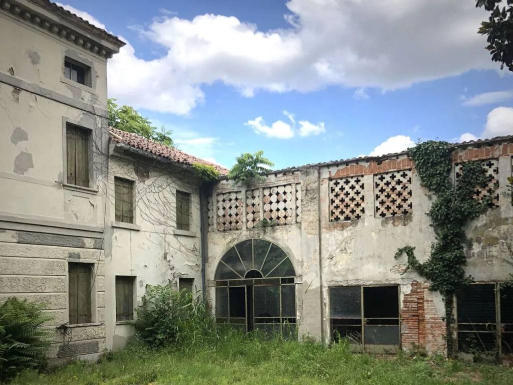 Rustico / casale a Rovigo in Via Giotto S.N.C. - Foto 3