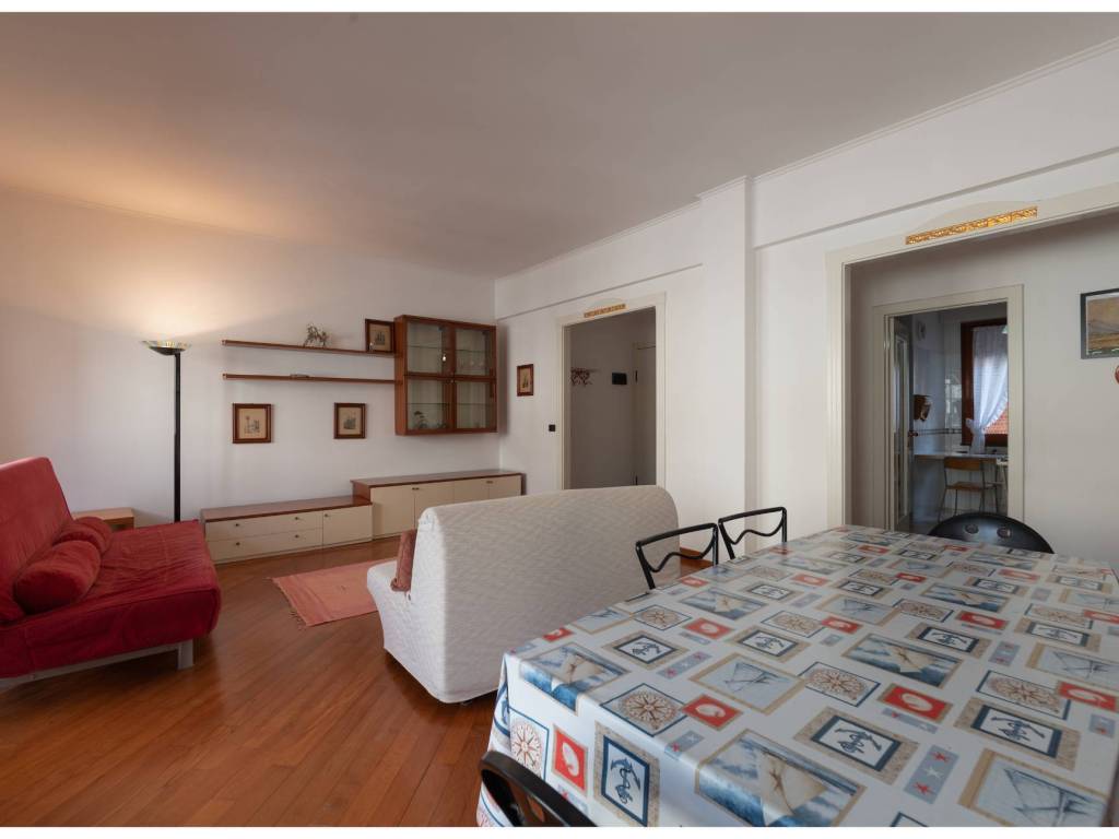 Appartamento a Varazze in Via Giuseppe Garibaldi - Foto 4