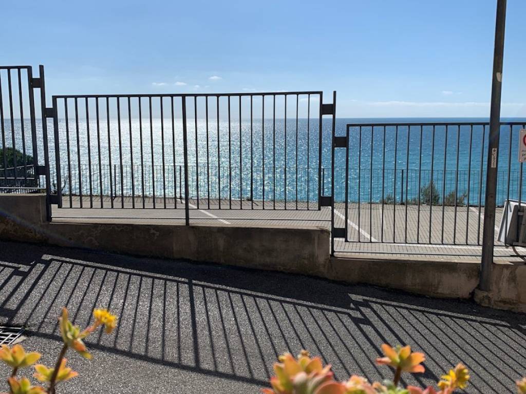 Appartamento a Borgio verezzi in Via della Cornice, 33 - Foto 2