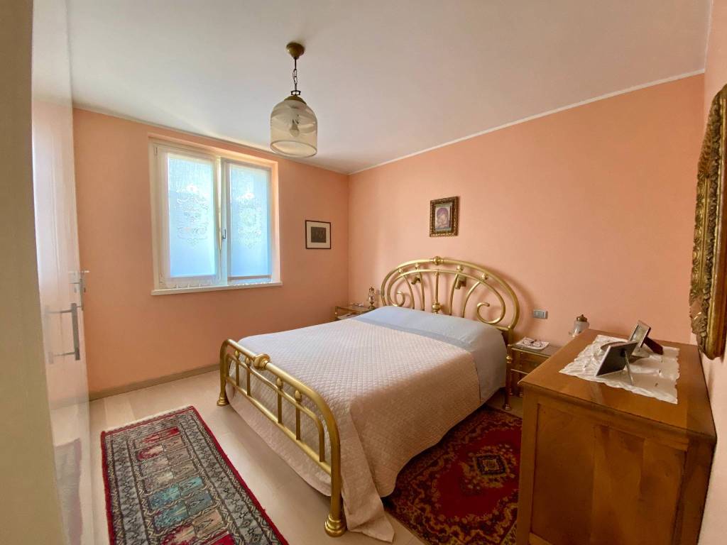 Villa a Caprino veronese in PIAZZA STRINGA, 13 - Foto 5