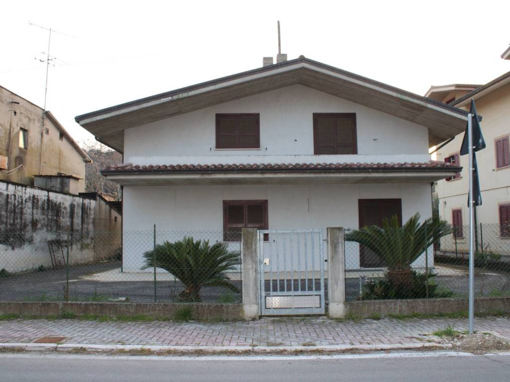 Villa a Notaresco in Circonvallazione Europa - Foto 3