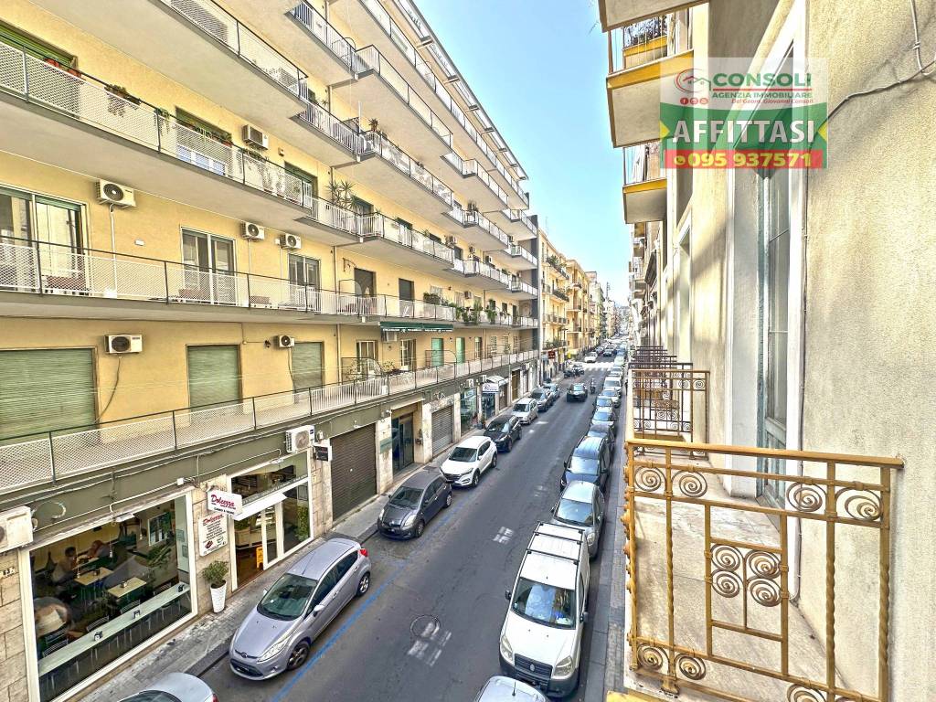Immobile a Catania in Via Vincenzo Giuffrida - Foto 2