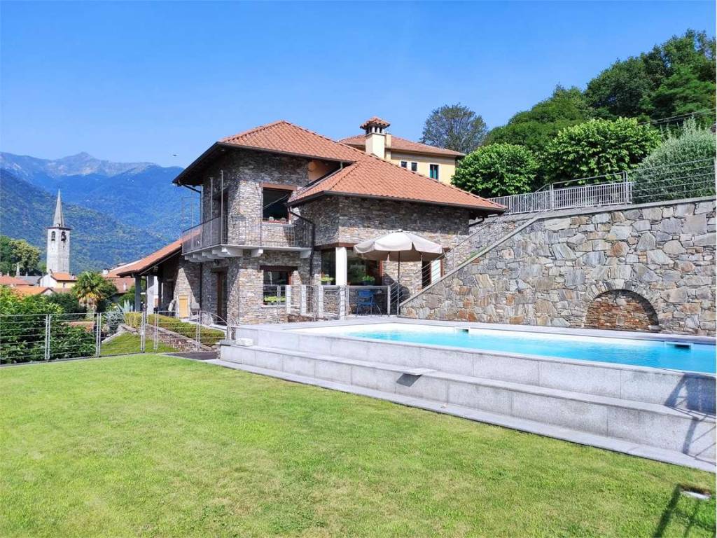 Villa a Mergozzo in Via Pallanza - Foto 4