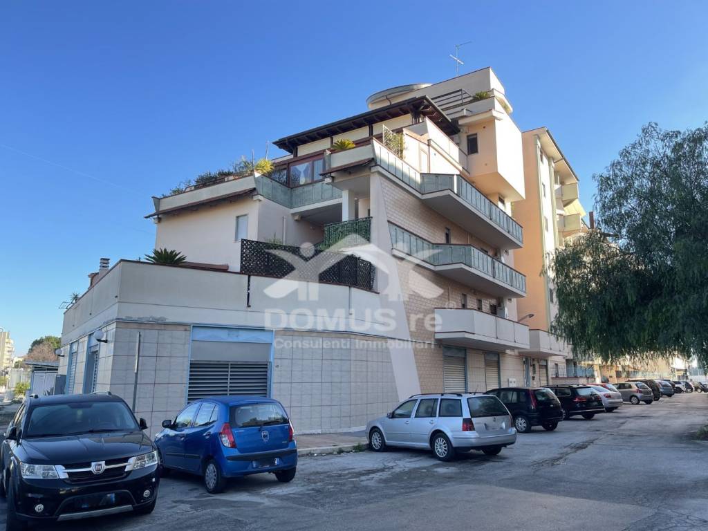 Appartamento a Andria in Via degli Ulivi - Foto 2