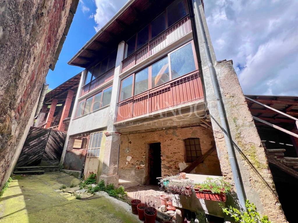 Casa indipendente a Donato in Via Umberto, 21 - Foto 3