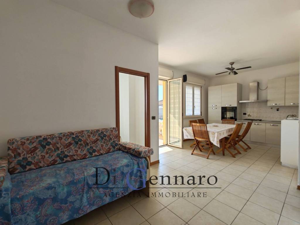 Appartamento a Tortoreto in Lungomare Sirena, 356 - Foto 3