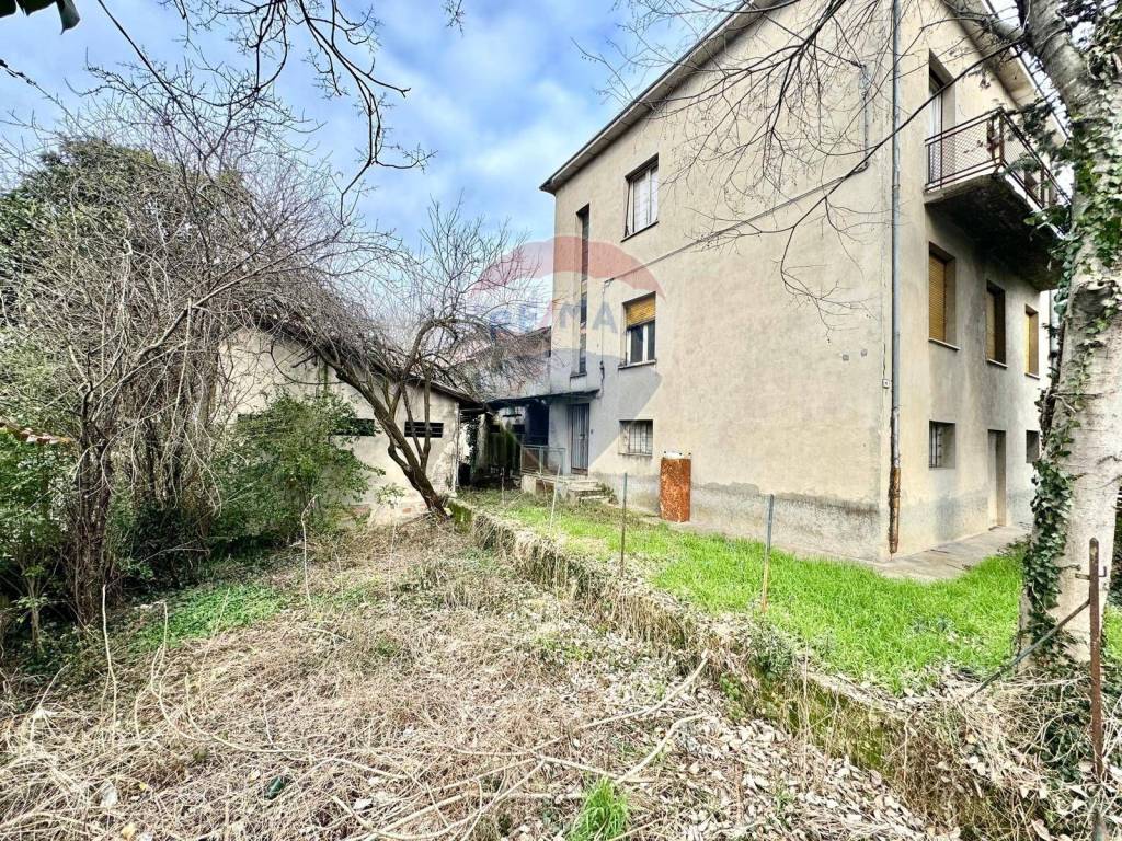 Rustico / casale a Montecchio emilia in via sante conti, 16 - Foto 2