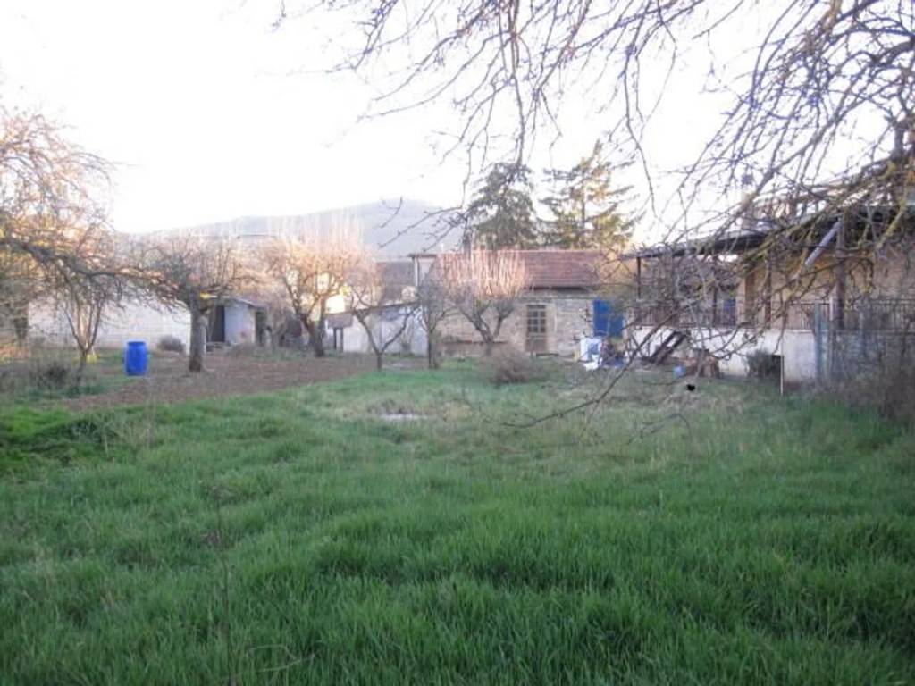 Terreno a Scurcola marsicana in Via Carseolana, 35 - Foto 2