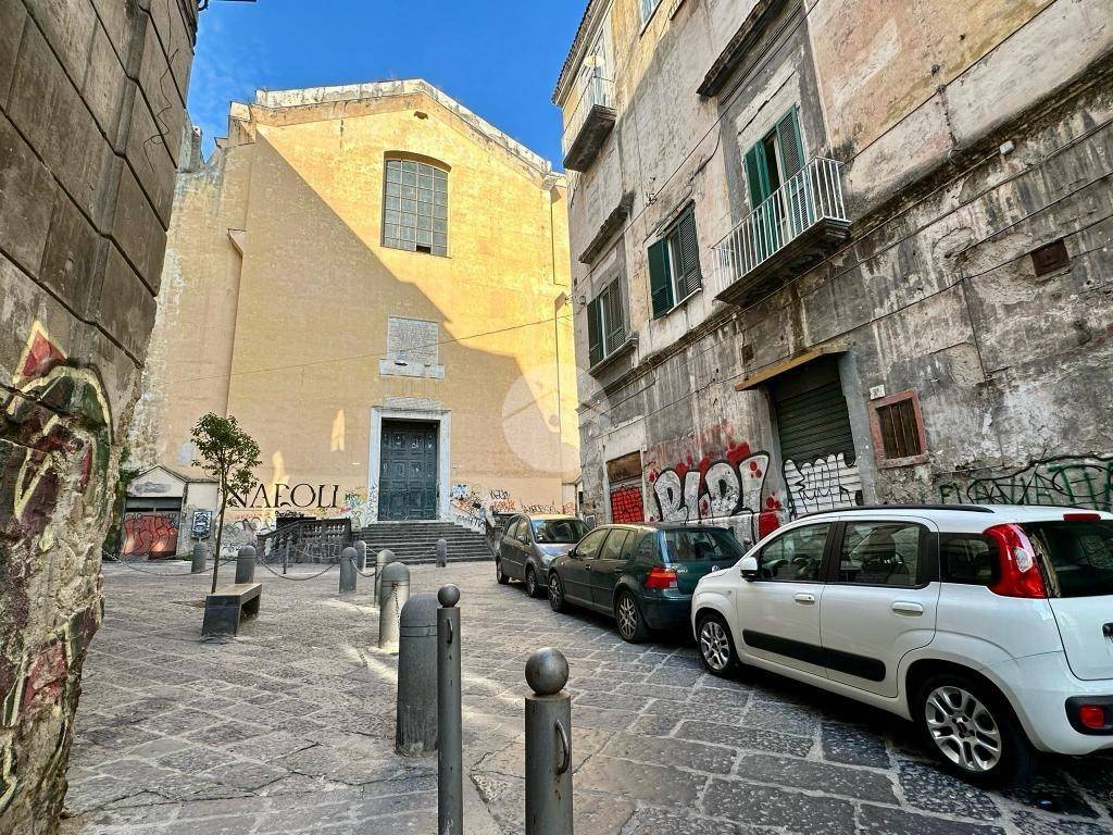 Immobile a Napoli in Largo dei Santi Apostoli, 17 - Foto 3