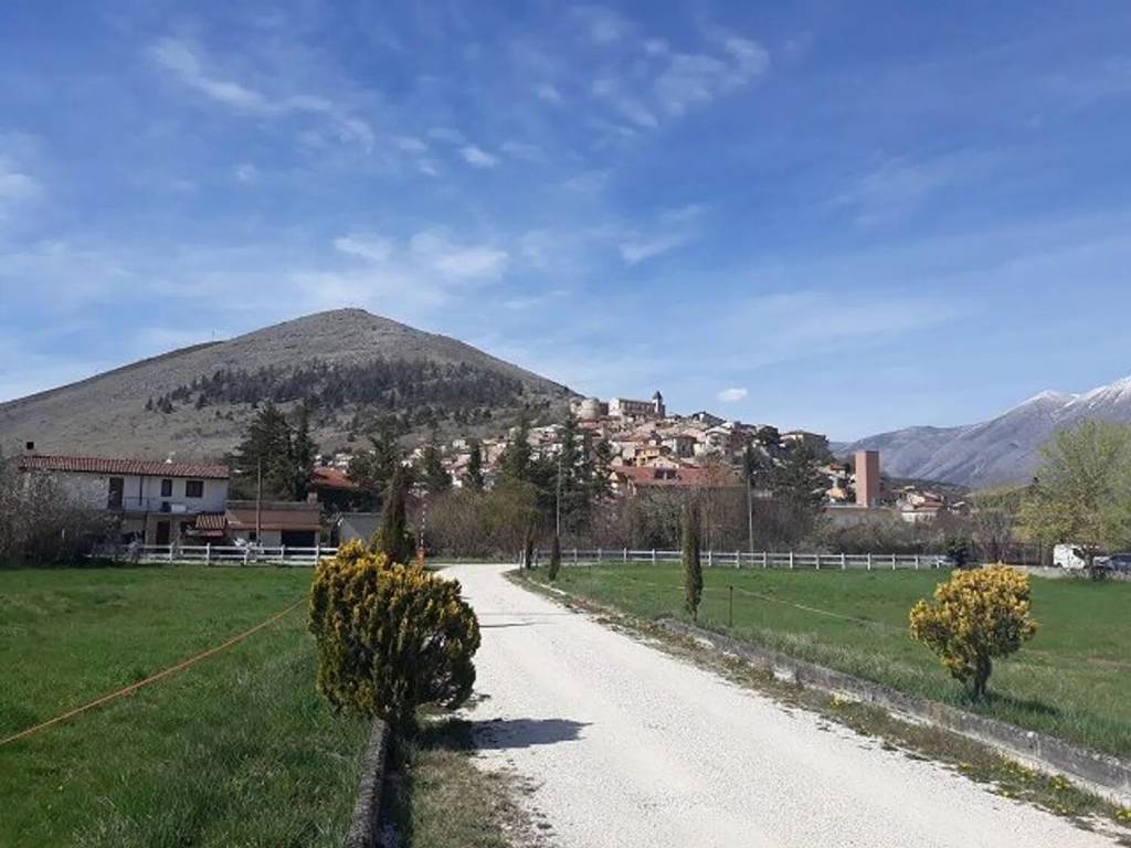 Terreno a Scurcola marsicana in Vicenne Dei Santi S.N.C. - Foto 2