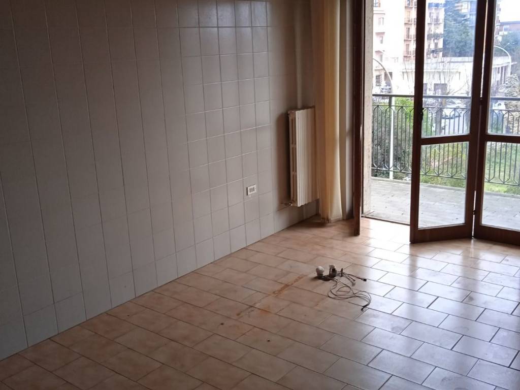 Appartamento a Vibo valentia in Via Dante Alighieri - Foto 2