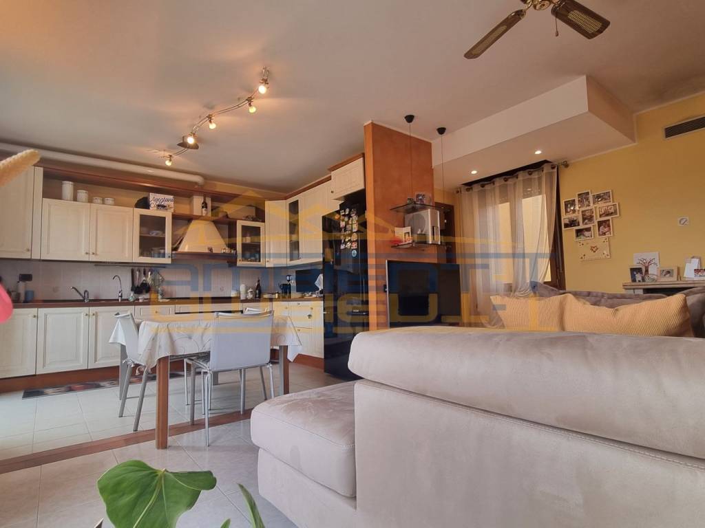 Appartamento a Merate in Via Fontane - Foto 4