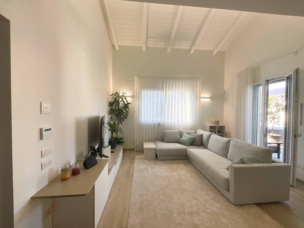 Appartamento a Cislago in Via Santa Sofia, 226 - Foto 2