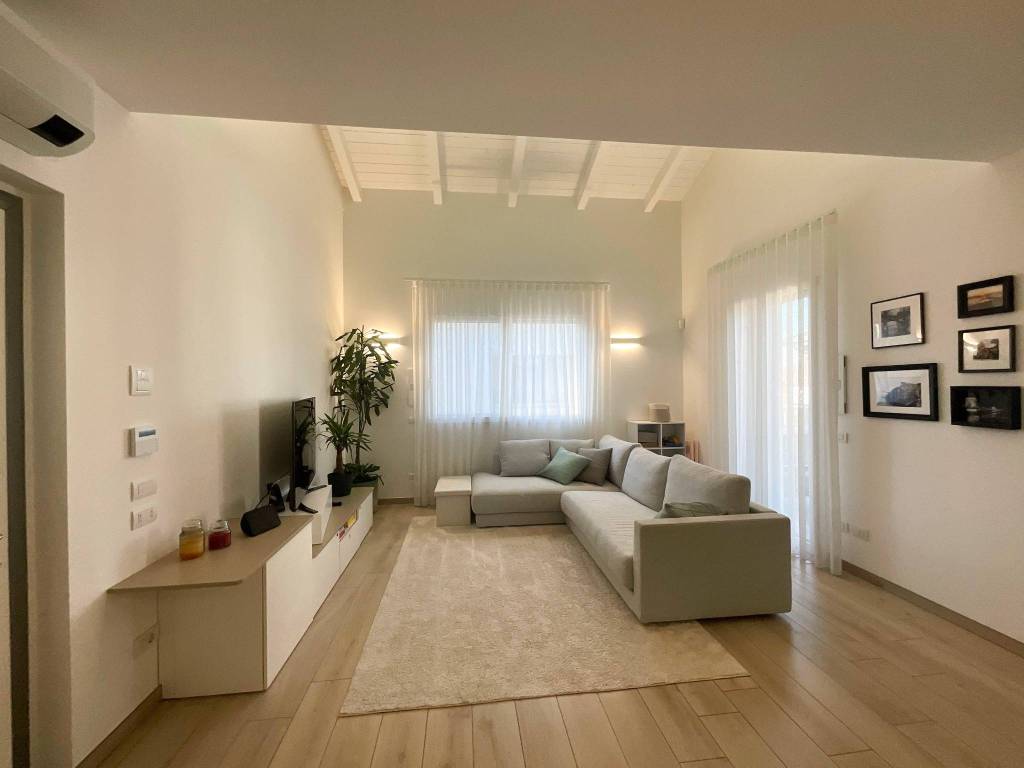 Appartamento a Cislago in Via Santa Sofia, 226 - Foto 5