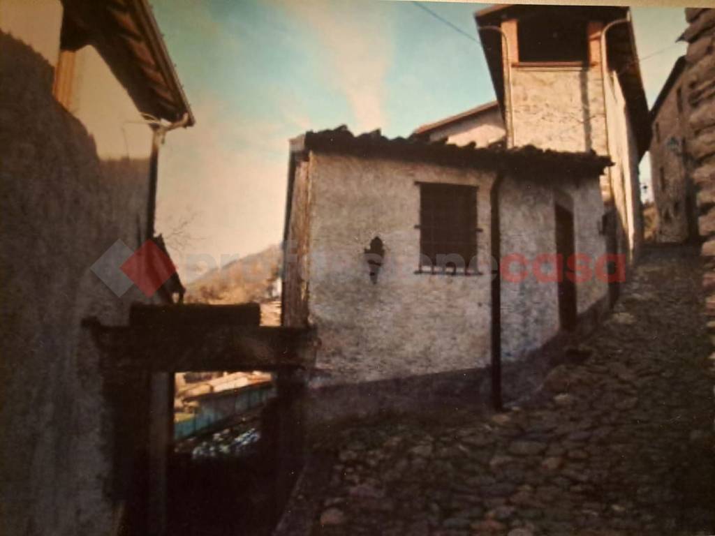 Casa indipendente a Pieve fosciana in via belvedere, 7 - Foto 2